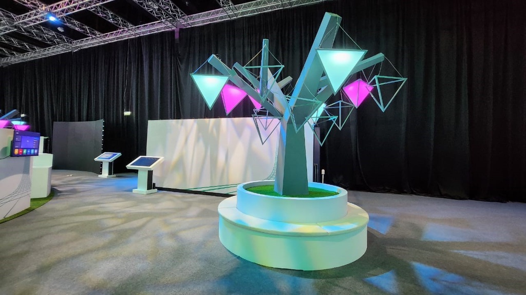 Futuristic Tree 