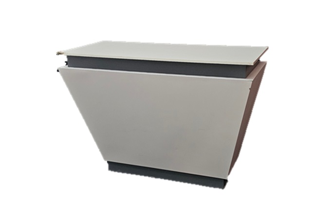 Wooden Counter [1515cm (L) x 715cm (W) x 840cm (H)]