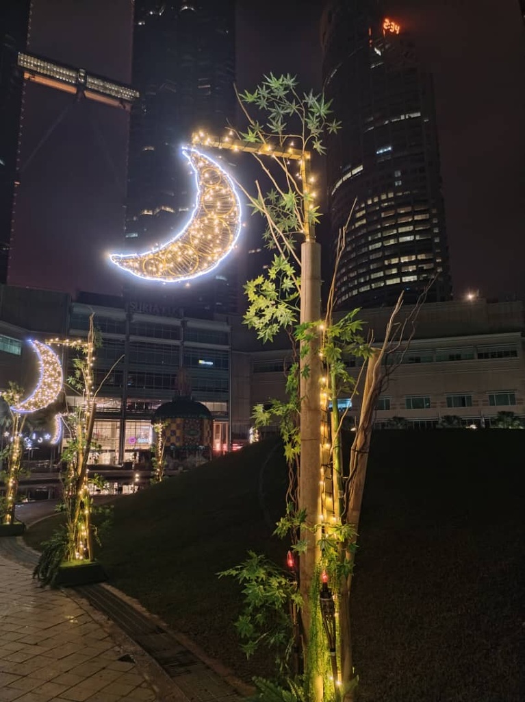 Fairy Light Half-moon (Gold) (2 Variants)