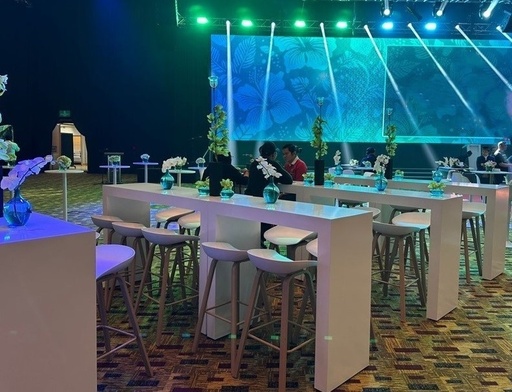 [2000701695E] Oblong High Table [1600mm (L) x 500mm (W) x 1100mm (H)]