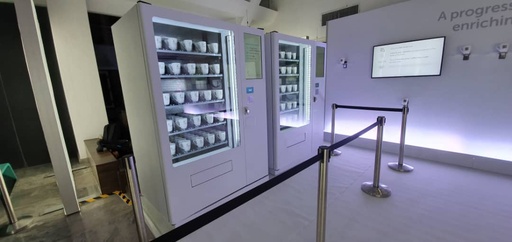 [0705371674E] Vending Machine